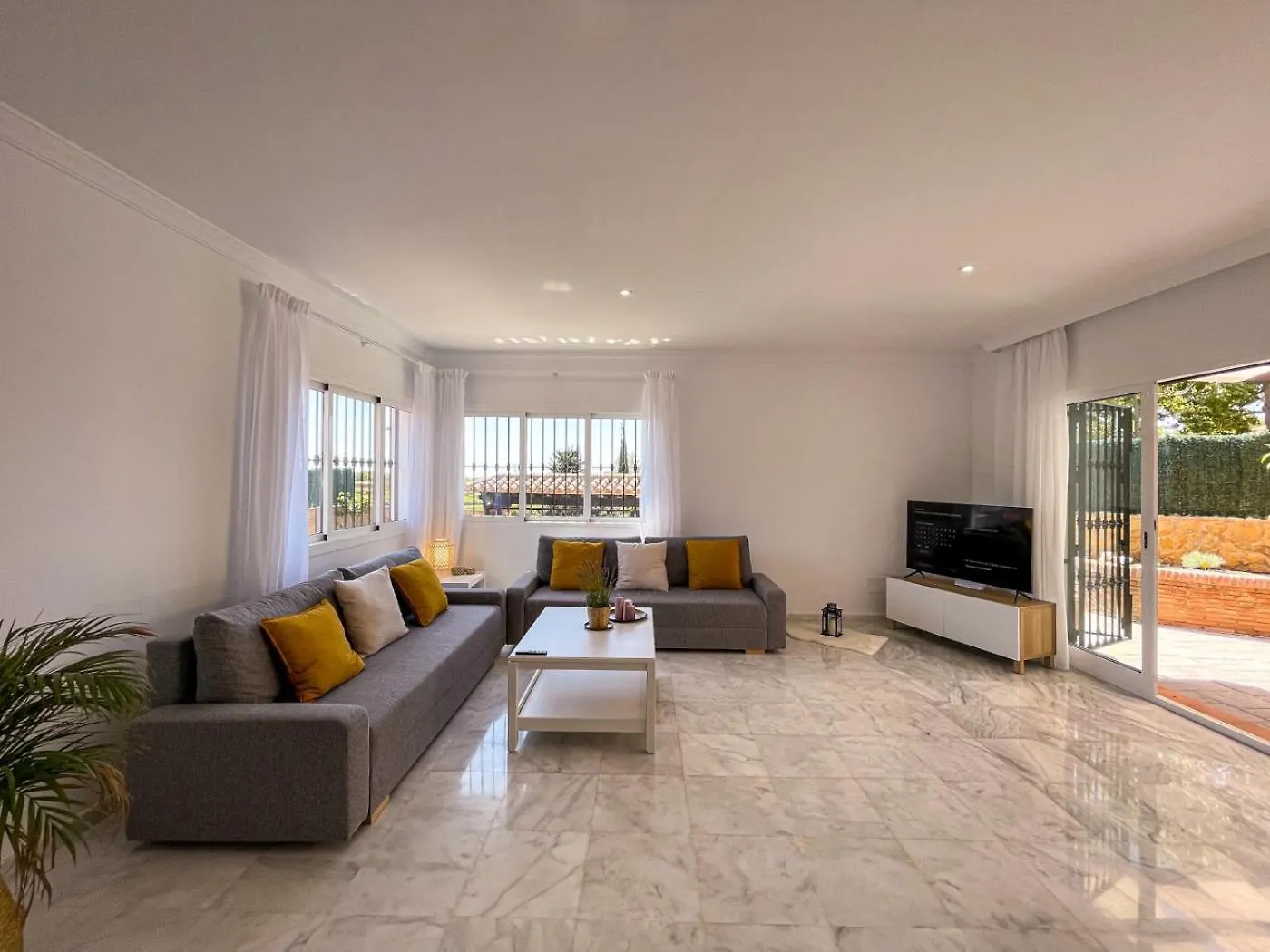 Casa Vista Verde Piscina Privada Mijas Holiday home